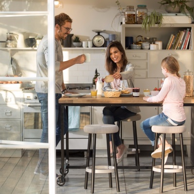 Стул уличный Cozy bar stool (Коузи Бар), белый