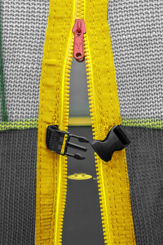 Батут ALPIN ATGY-252 с защитной сеткой и лестницей