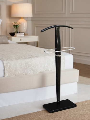 Вешалка костюмная В 70 венге серебро 