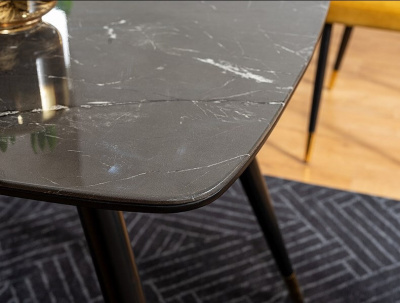 Стол обеденный SIGNAL CYRYL I эффект черного камня черный золотой 