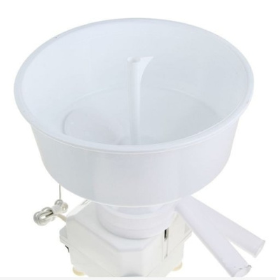 Электросепаратор сливкоотделитель бытовой Урал-М с регулировкой