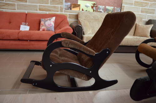 Кресло-качалка Бастион 2 велюр с подножкой