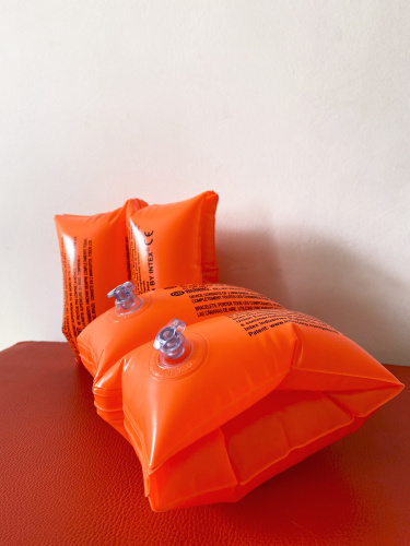 Спасательные нарукавники 