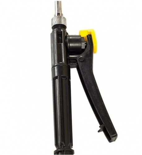 Опрыскиватель помповый Champion SL16