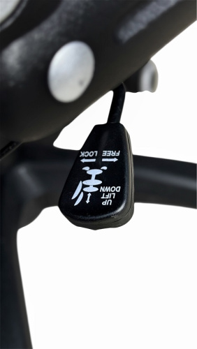 Вибромассажное кресло CALVIANO Veroni 56 серый плюш 