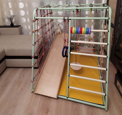 Детский игровой комплекс Вертикаль Веселый малыш с горкой фисташковый