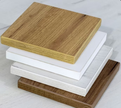 Стол кухонный ОЛЕСУНН круглый (D100) 18мм сосна пасадена 