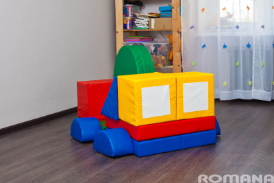 Мягкий игровой комплекс Автофургон ДМФ-МК-15.82.00