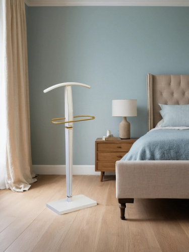 Вешалка костюмная В 70 белый ясень/золото 