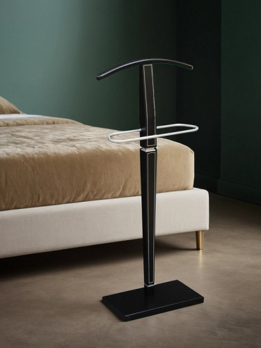 Вешалка костюмная В 70 венге серебро 