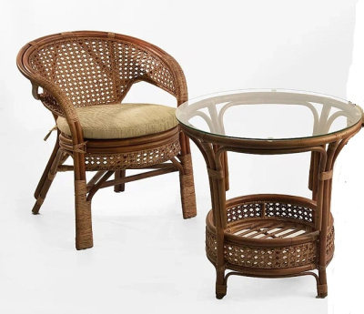 02/15 IND Стол круглый миндаль матовый 