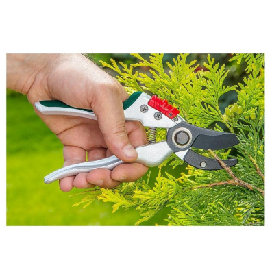 Секатор Verto 15G207