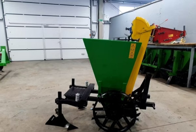 Картофелесажалка D-POL СКН-90/1